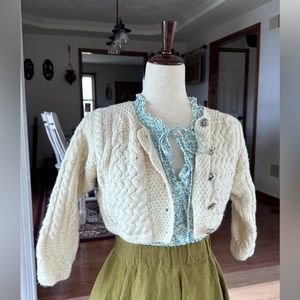 Blarney Woolen Mills Merino Wool Cream Cropped Cardigan Sweater